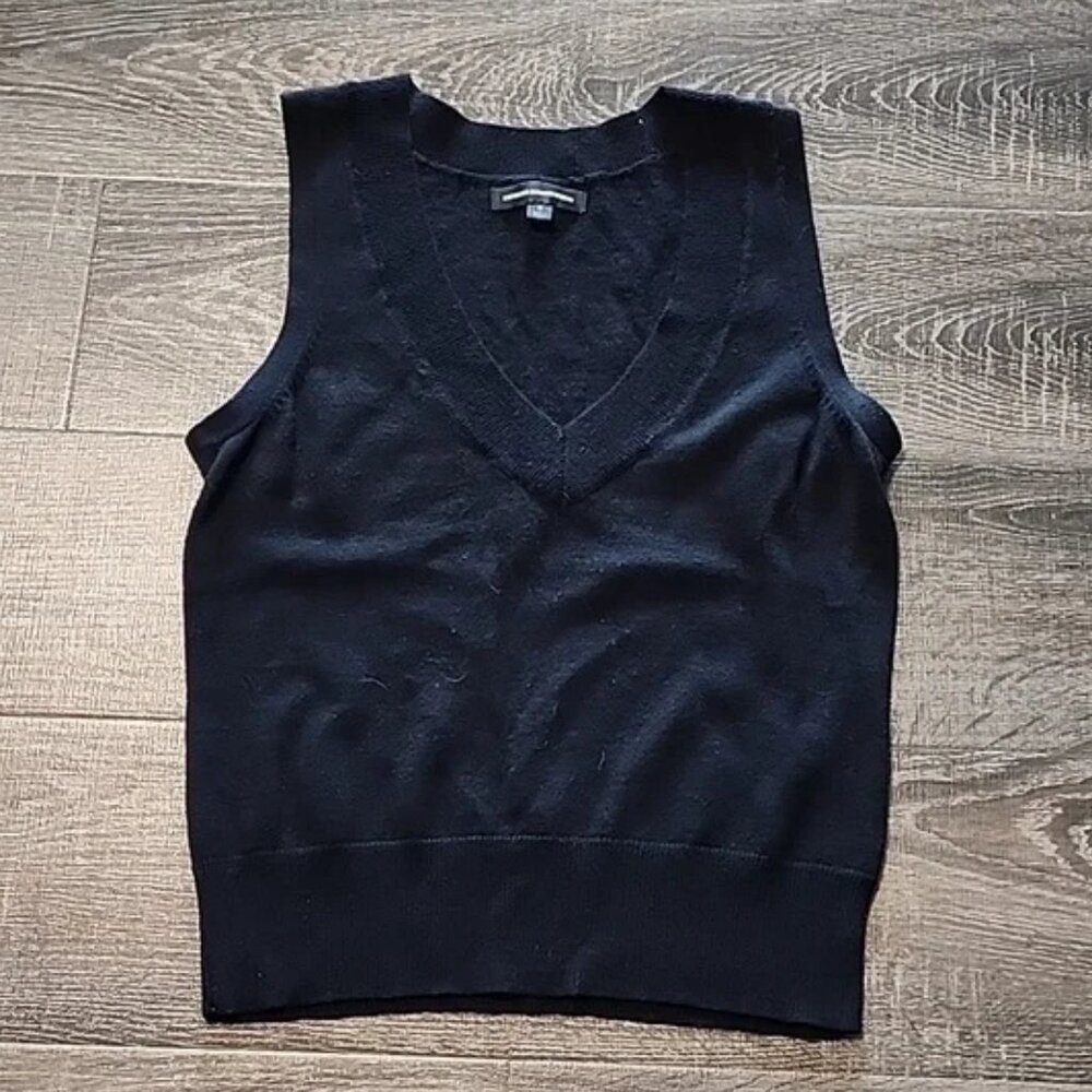 🌴 Express Design Studio knit Vest 🌴